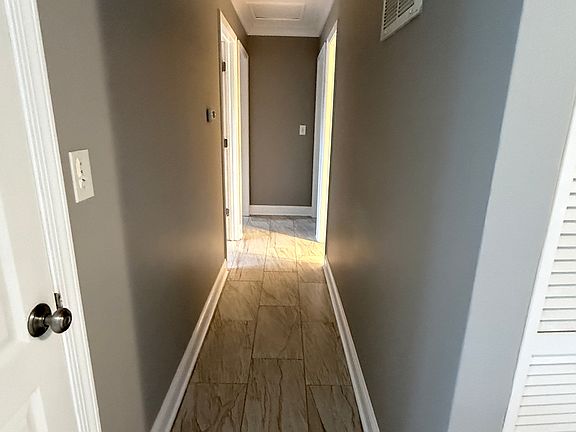5th image of 508 Tanglewood Dr