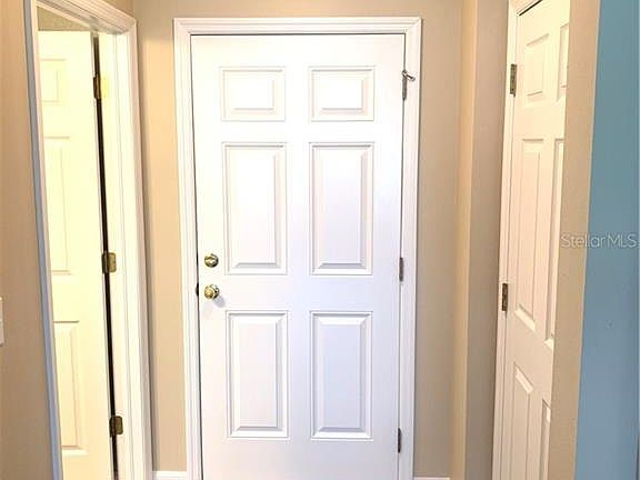 2nd image of 4584 Limerick Dr