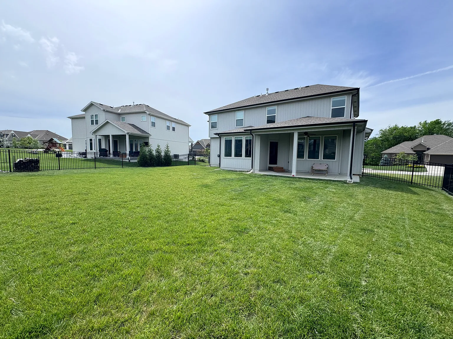 4 bed, 3401 sqft, $3,800 — Photo 4