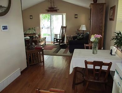 4th image of 3092 Sunnyside St