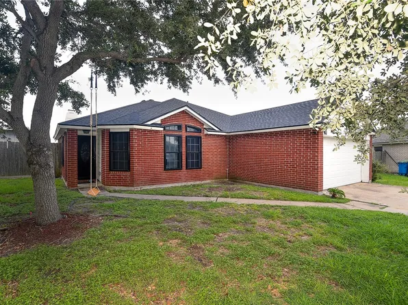 911 La Mirada, Portland, TX 78374