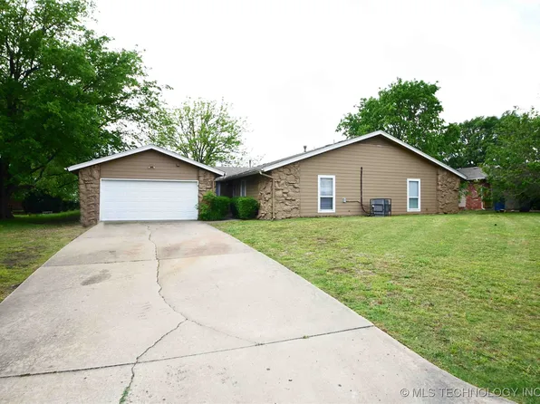 8140 E 65th Pl, Tulsa, OK 74133