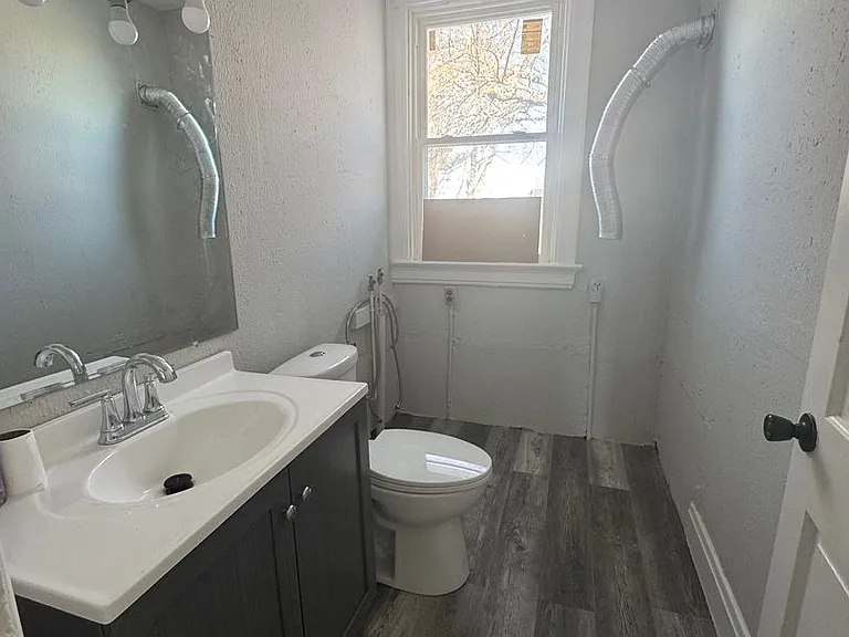 414 Park Ave #416 — Photo 5