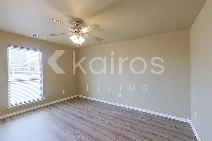 7406 Vail Dr — Photo 8