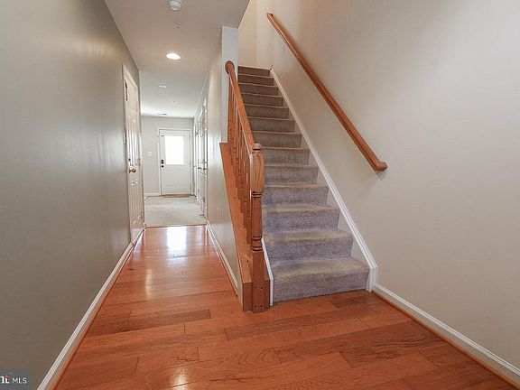 3rd image of 21355 Jettison Dr