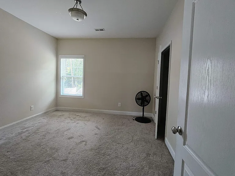 5790 Highland Grove Dr — Photo 27