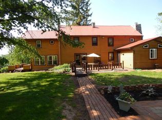 2293 Valley View Rd, Narvon, PA 17555