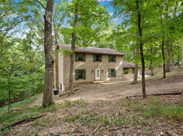 18021 Treeborough Ct, Glencoe, MO 63038