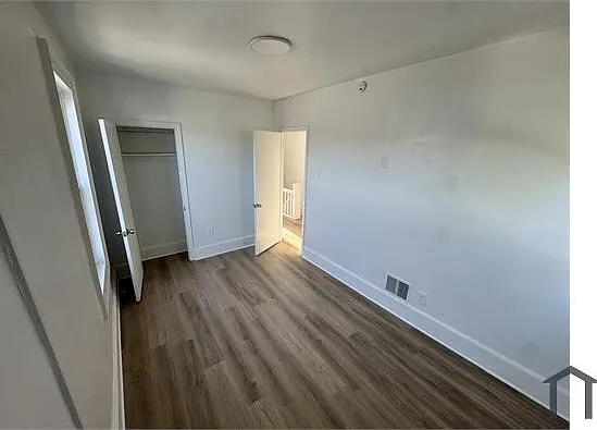 108 S 8th Ave — Photo 10