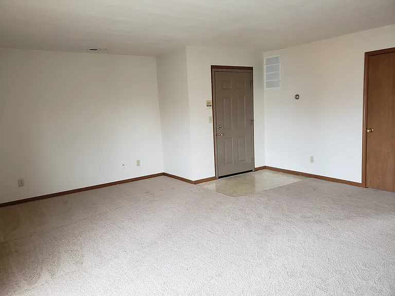 5742 Ryewyck Dr #3 — Photo 21