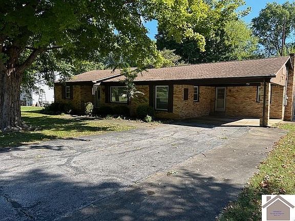 2nd image of 112 Fairlane Dr