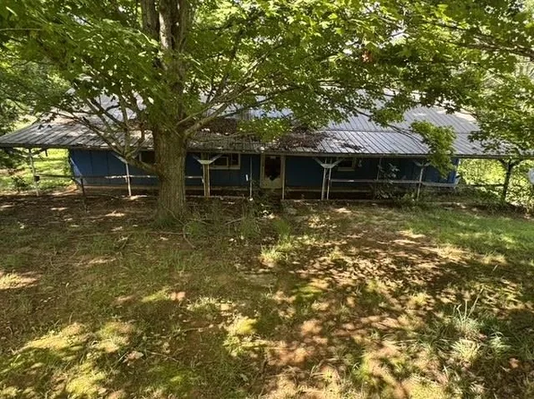 311 Hillwood Rd, Cave City, KY 42127