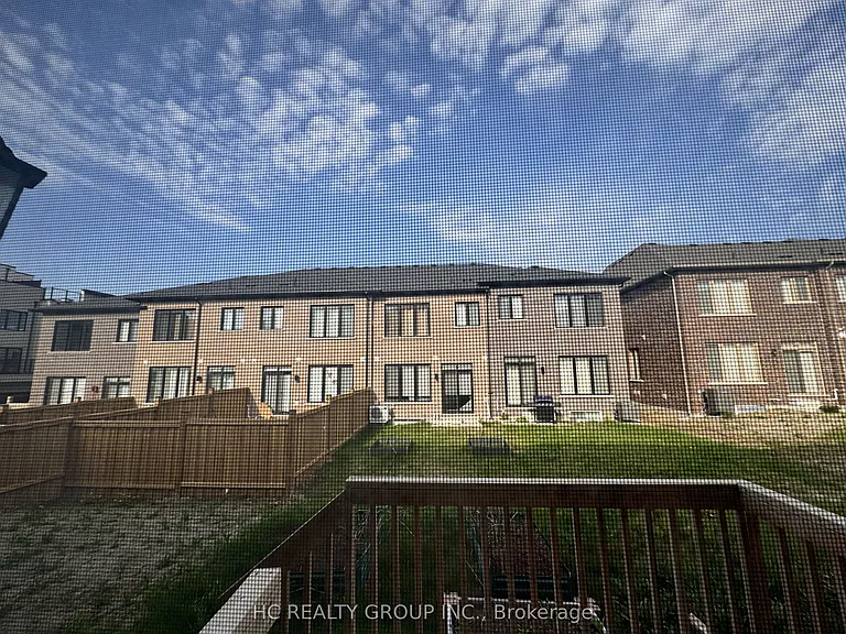 38 Harvey Bunker Cres — Photo 25