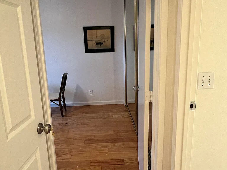 3712 1/2 Crown Point Dr — Photo 13