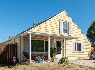 1006 E 9th St, Cheyenne, WY 82007