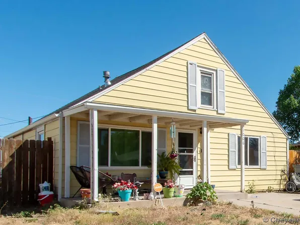 1006 E 9th St, Cheyenne, WY 82007