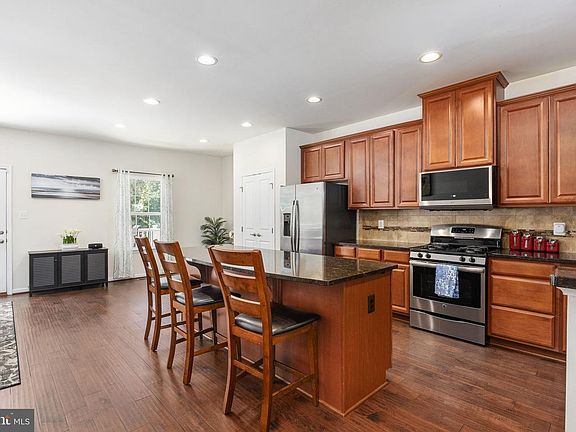 2nd image of 7030 Darbey Knoll Dr
