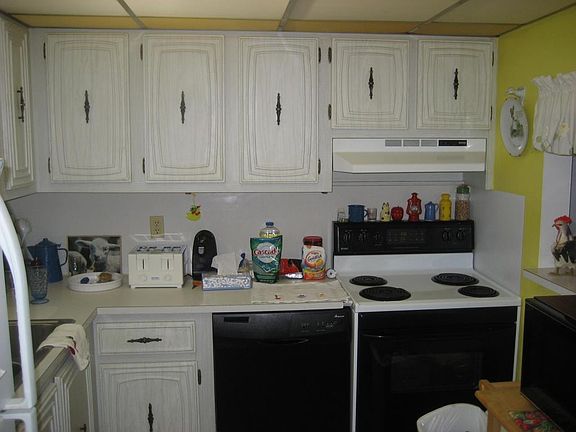 3rd image of 750 Lori Dr APT 231