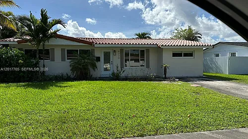 9770 SW 77th Ter Photo 1
