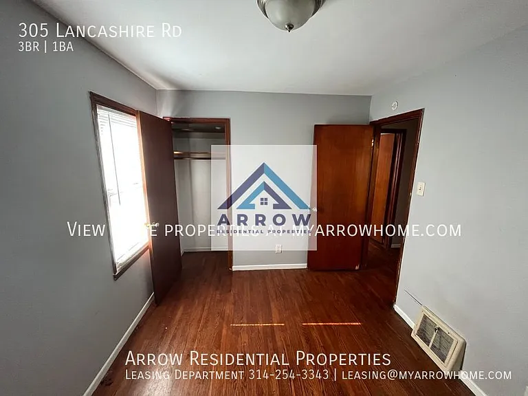305 Lancashire Rd — Photo 12