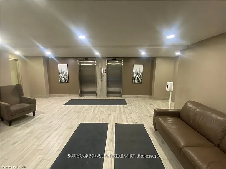 931 Wonderland Rd S #709 — Photo 6