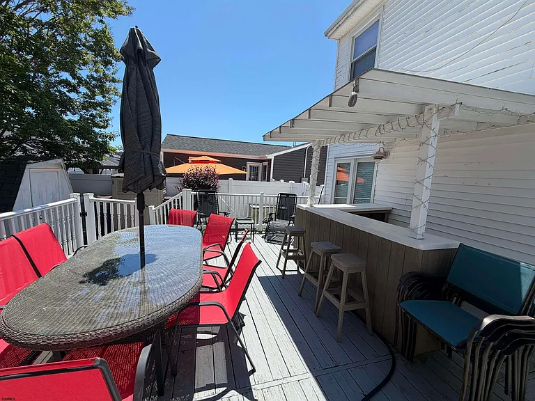 415 N Harvard Ave — Photo 18