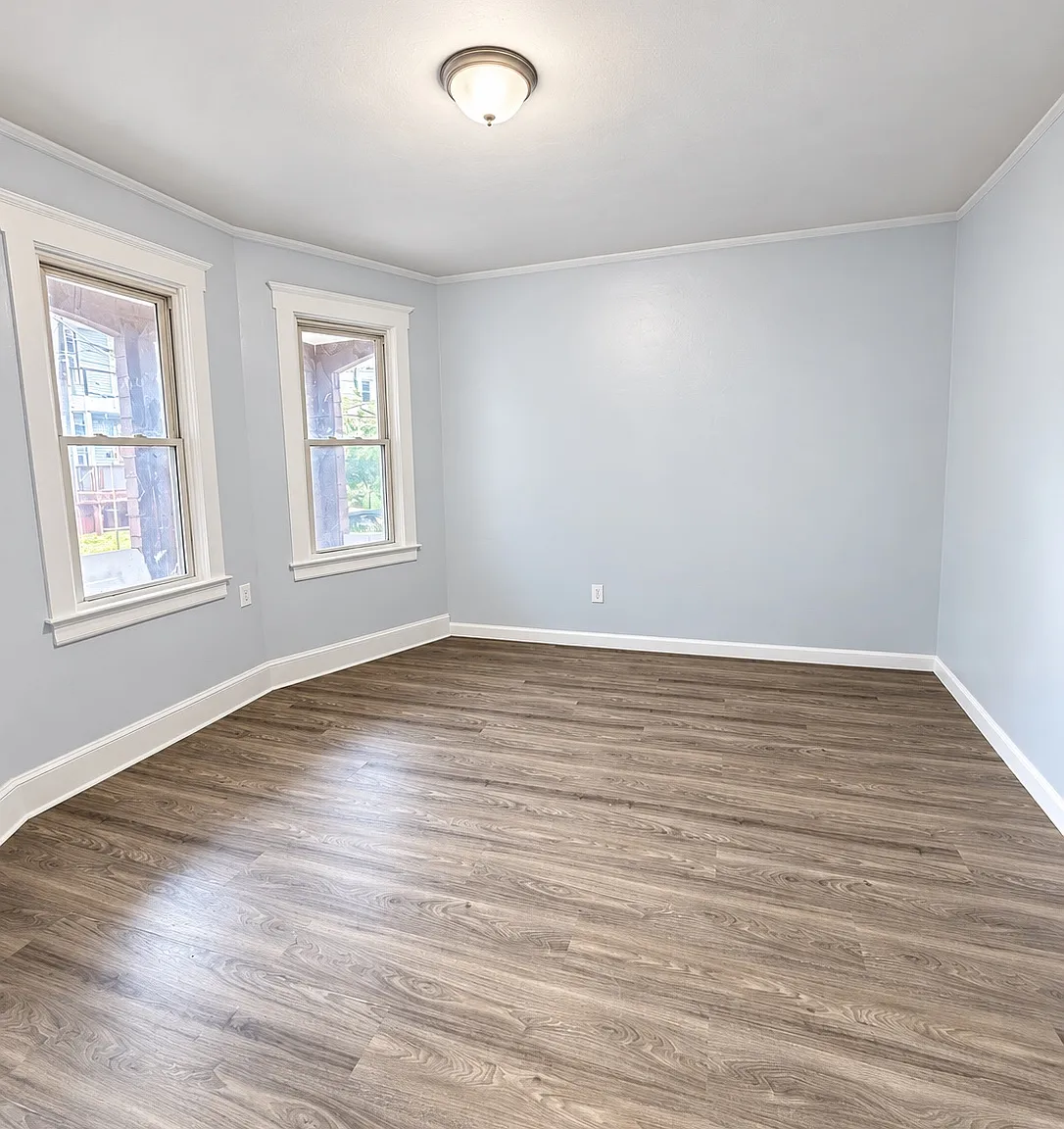 3 bed, $3,400 — Photo 1