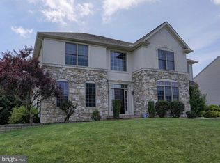 1175 Windsor Rd, Mechanicsburg, PA 17050