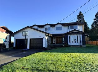 2718 Brockington Pl, Pt McNeill, BC V0N 2R0