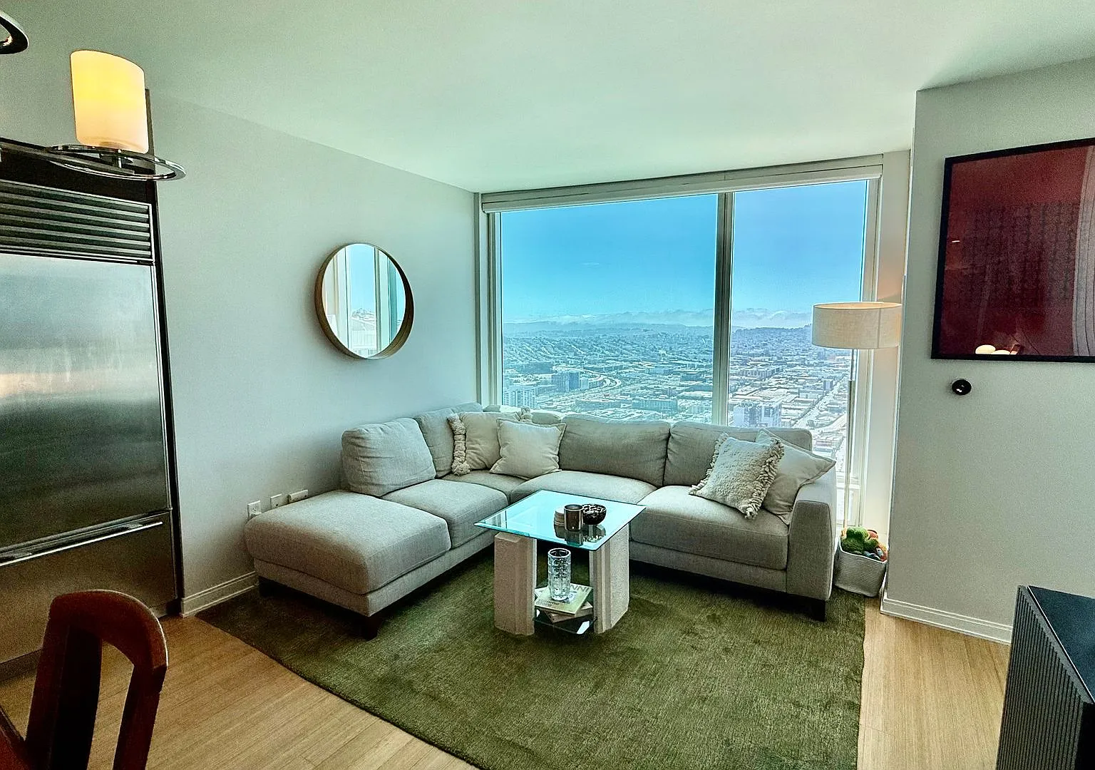 EpicREA - Luxury 1 Bed/ 1 Bath High-Rise Living at One Rincon Hill — Photo 2