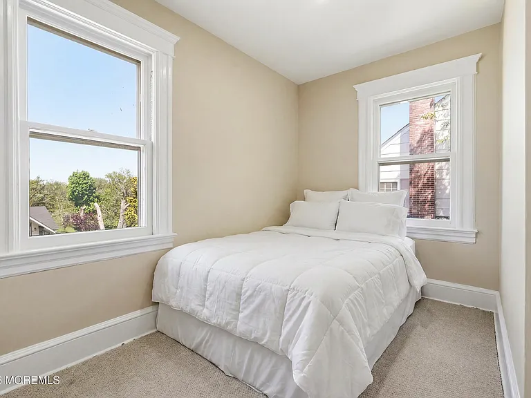 74 Poplar Ave — Photo 21