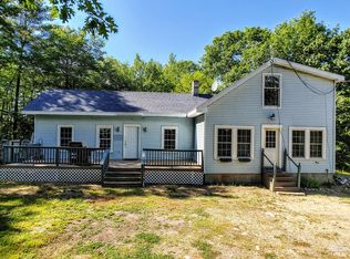 1392 Eastern Ave, Chelsea, ME 04330