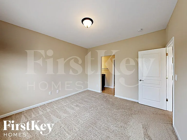 7719 Watson Cir — Photo 10
