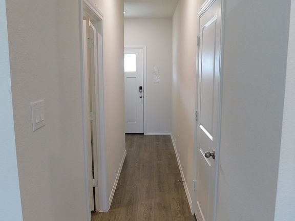 5th image of 6226 Silver Maple Way