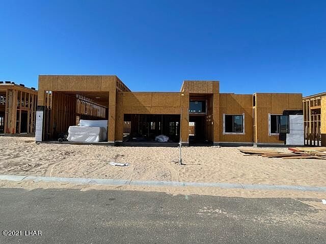1st image of 1584 E Cedar Dr