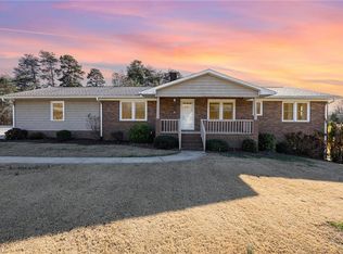 635 Bailey Rd, Winston Salem, NC 27107