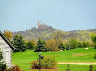 4667 Elk Ct, Hubertus, WI 53033