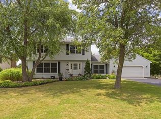 7061 Sherwood Ct, Woodbury, MN 55125
