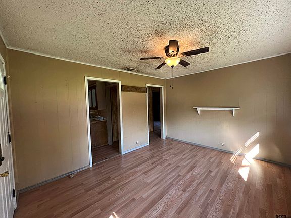 3rd image of 108 Nolte Dr