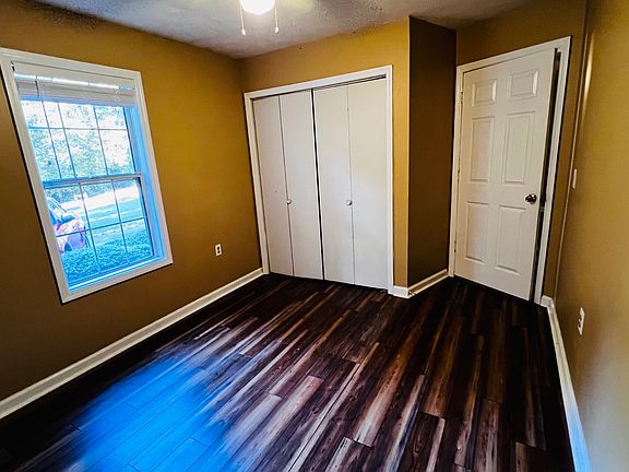 4th image of 107 Timberlane St Unit 4