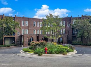 1430 Sandstone Dr APT 316, Wheeling, IL 60090