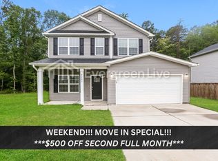 9203 Hutchinson Ln, Charlotte, NC 28216