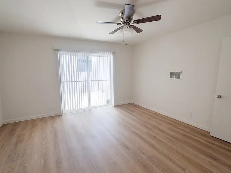 474 Sherman Ave #6 — Photo 7