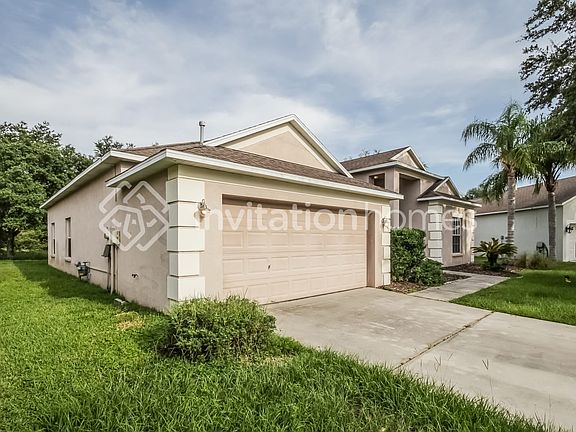 2nd image of 7505 Regents Garden Way