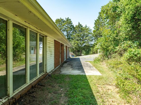 214 Bernard Ave, Church Hill, TN 37642