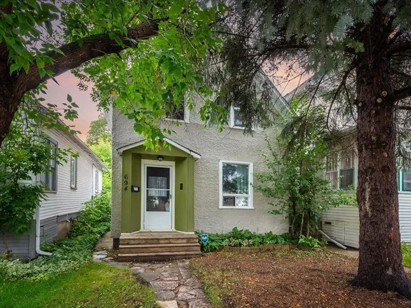 694 Valour Rd #694, Winnipeg, MB R3G 3A9