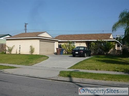 1st image of 535 Evanwood Ave