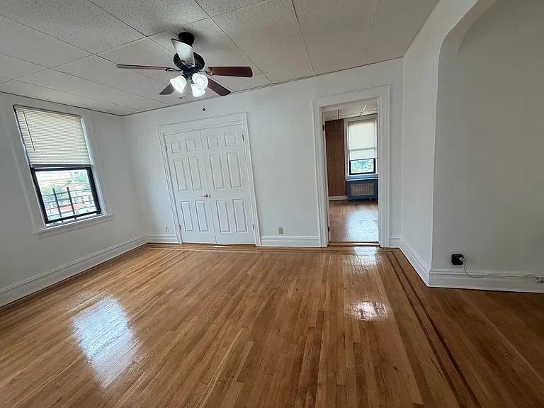 266 Jericho Tpke #2F — Photo 7
