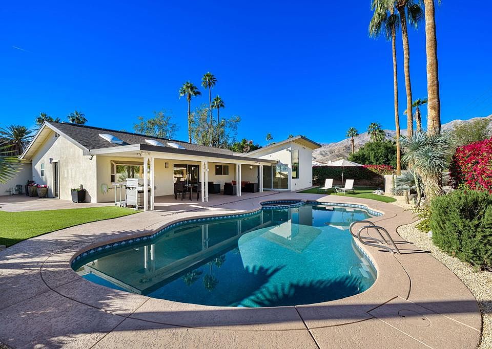 1st image of 72928 Tamarisk St