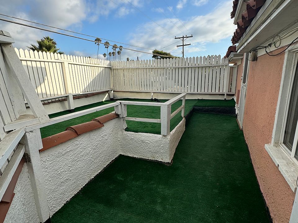 1st image of 1203 Sunset Cliffs Blvd #3